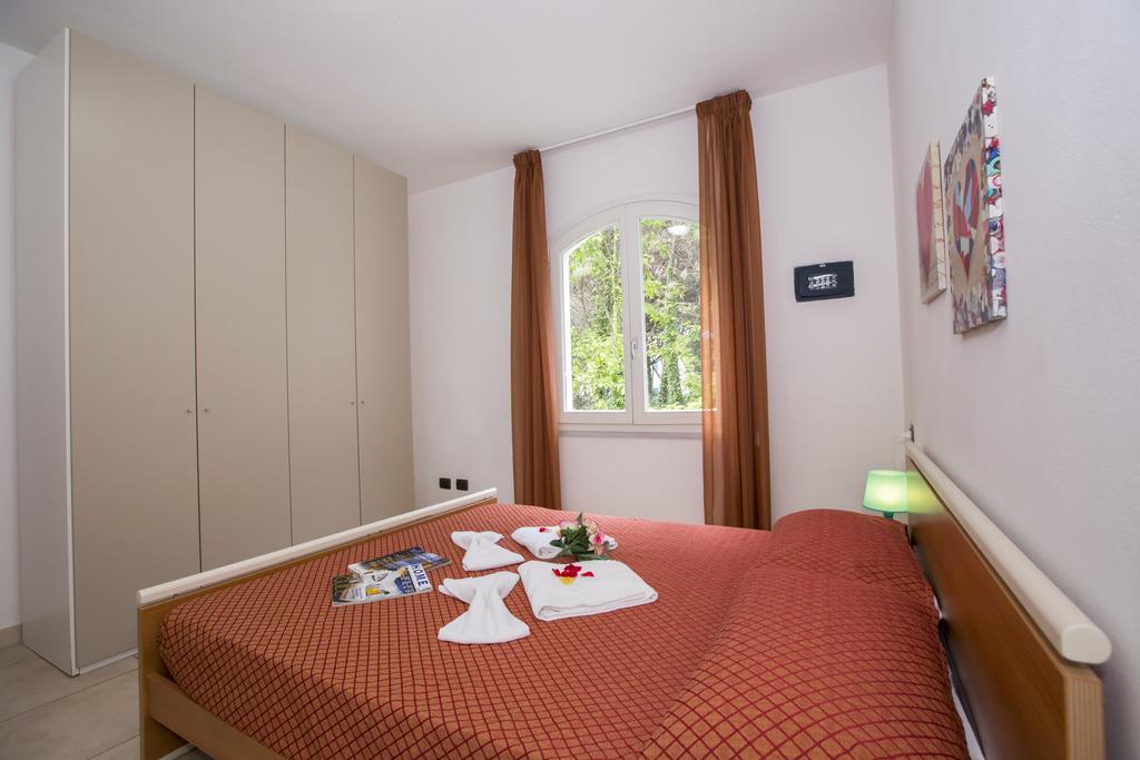 מרינה די מסה Residence Casa Bianca מראה חיצוני תמונה