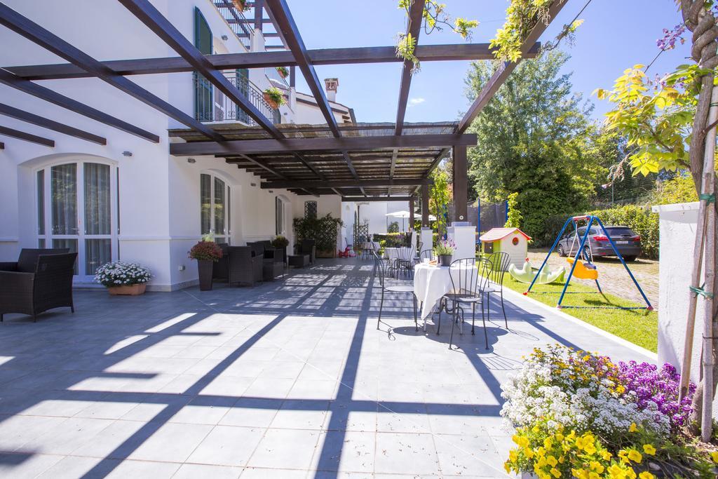 מרינה די מסה Residence Casa Bianca מראה חיצוני תמונה