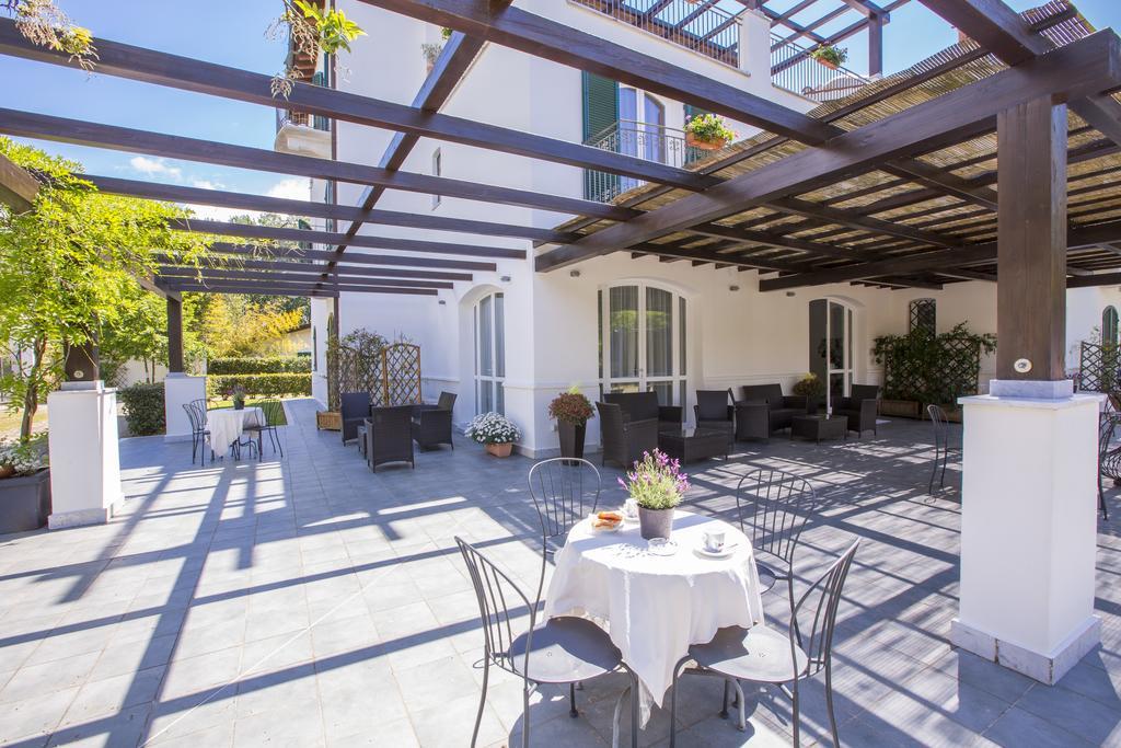 מרינה די מסה Residence Casa Bianca מראה חיצוני תמונה