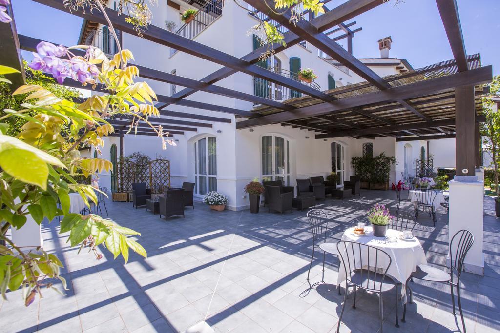 מרינה די מסה Residence Casa Bianca מראה חיצוני תמונה