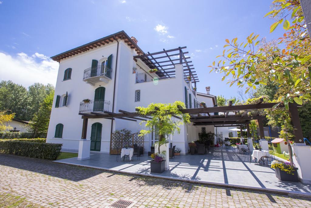 מרינה די מסה Residence Casa Bianca מראה חיצוני תמונה