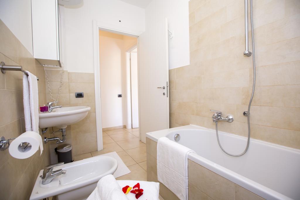 מרינה די מסה Residence Casa Bianca מראה חיצוני תמונה